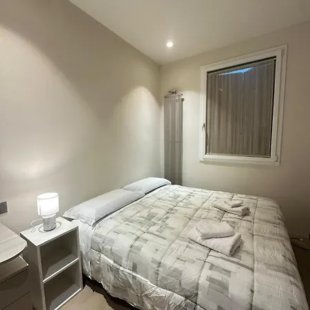 La Corte Di Romeo Centro And Private Parking Apartman *