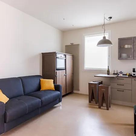 Apartman La Corte Di Romeo Centro And Private Parking *
