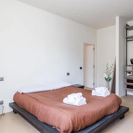 Apartman La Corte Di Romeo Centro And Private Parking *