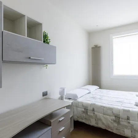 La Corte Di Romeo Centro And Private Parking Apartman *
